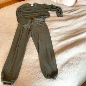 Sundry Embroidered Stars Classic Sweatsuit